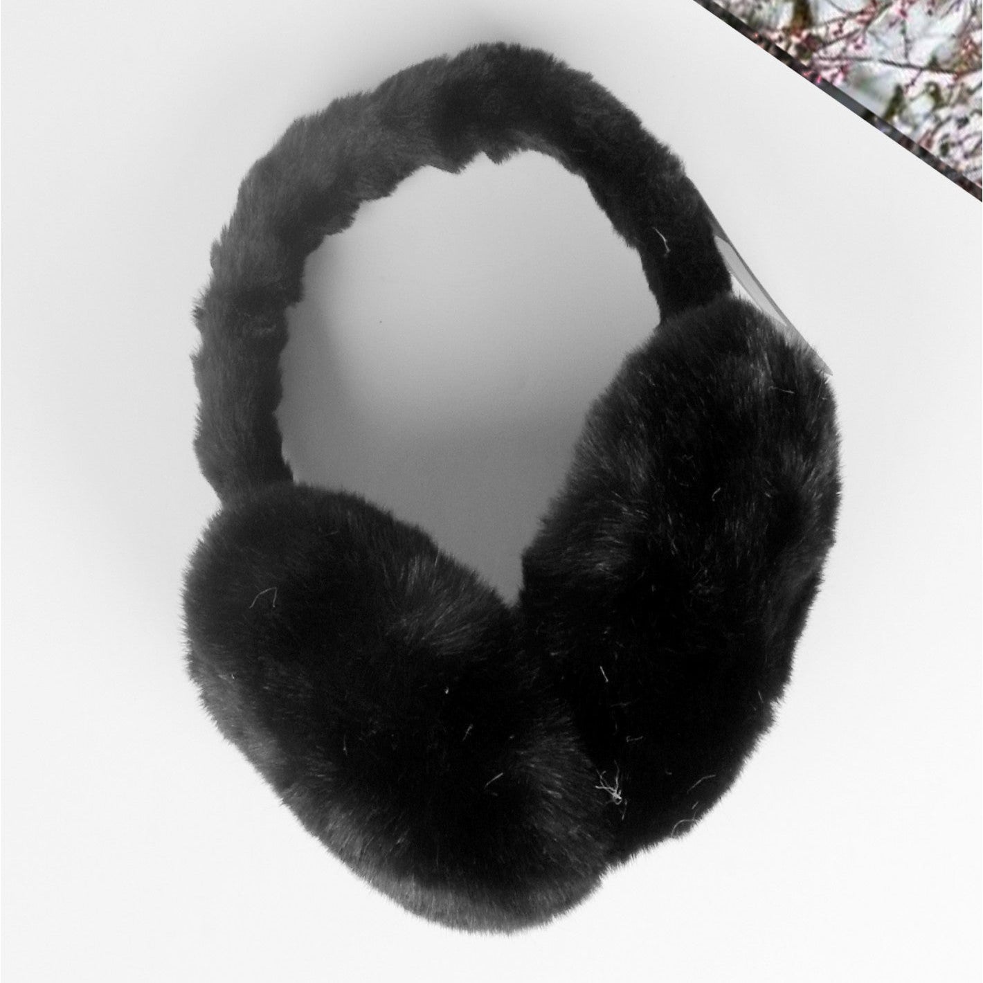 Macy Oversized Ear Muffs - Black & White