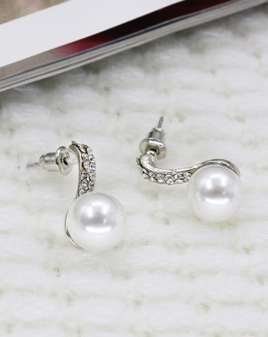 Sydney Pearl Drop Earrings